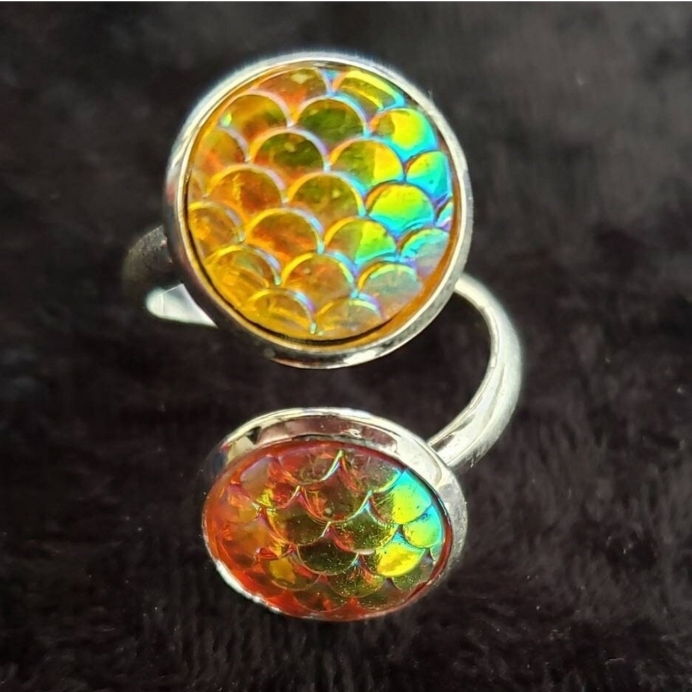 MERMAID SCALE RING - Picture 2 of 2